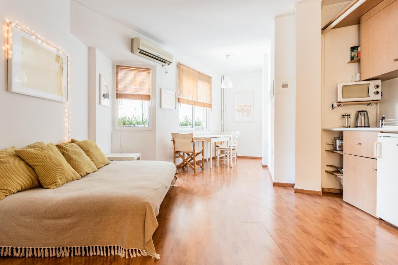Ferienwohnung Beautiful Studio - Heart Of Athen Exterior foto